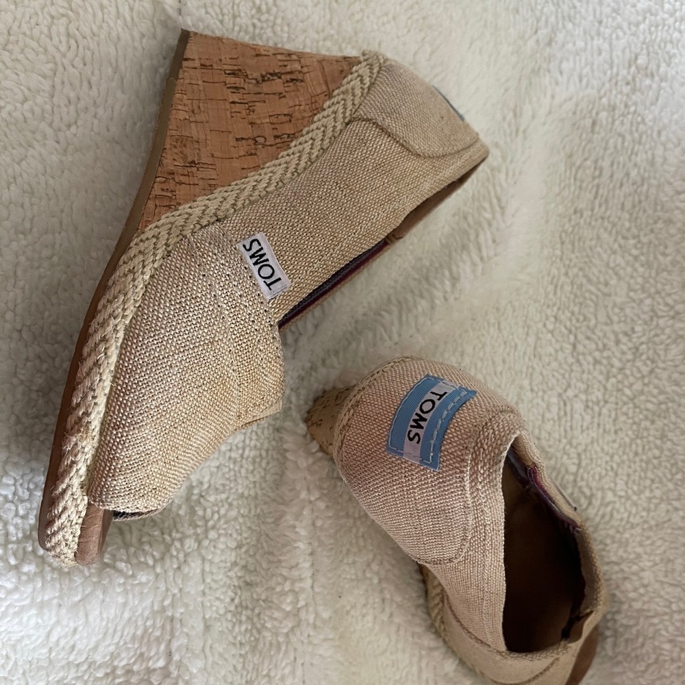 Tom wedges